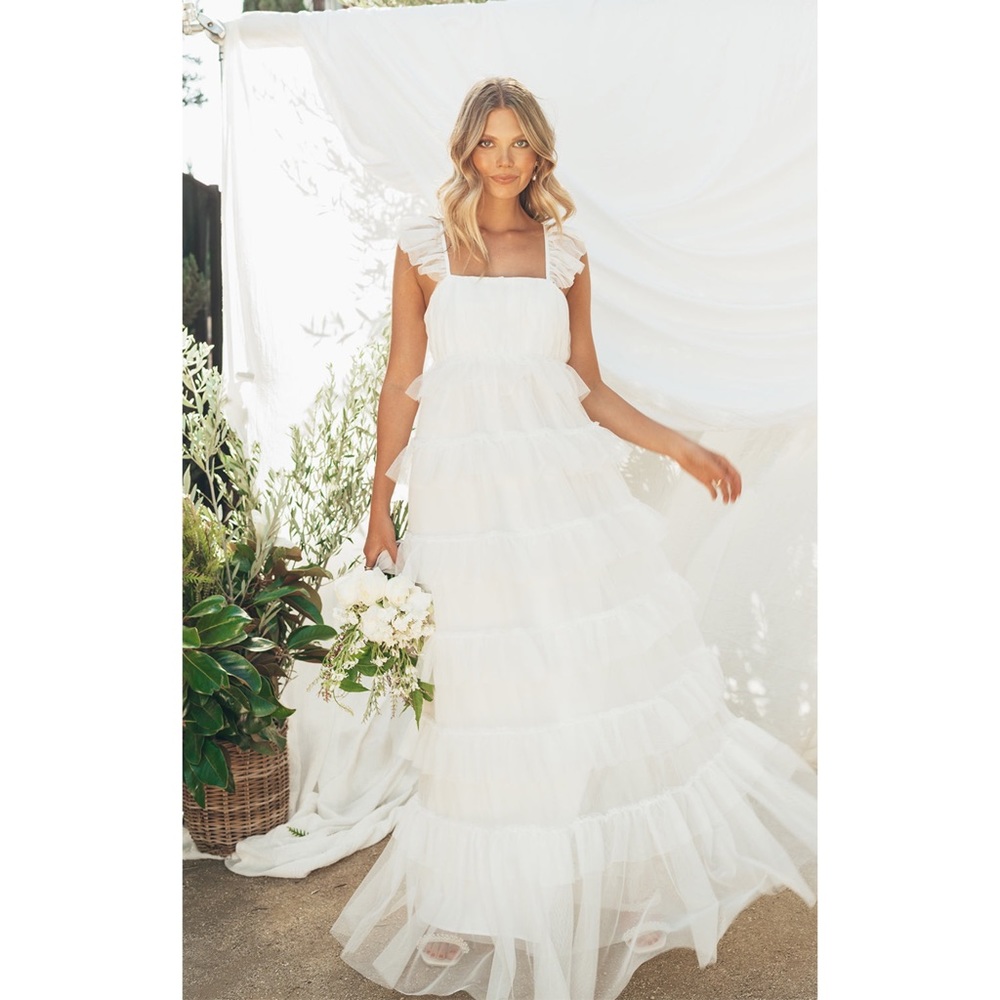 Show Me Your Mumu Fairytale Maxi in White Tulle size Medium